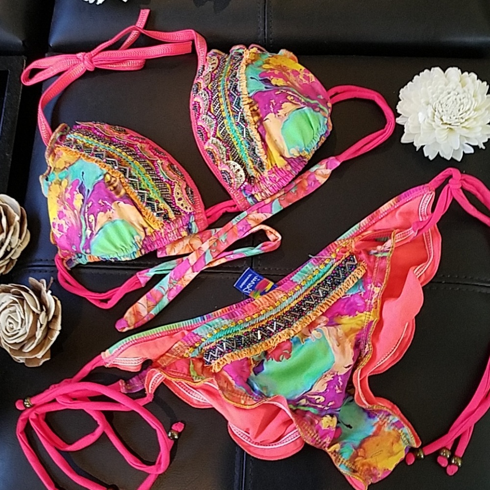 Colombian bikini